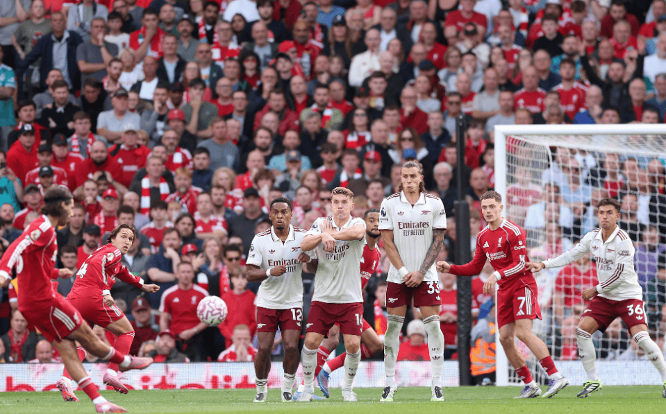 意媒：贡多齐可能在冬窗离开拉齐奥，标价至少3000万欧元（意媒：拉齐奥冬窗或放行贡多齐，至少索价3000万欧元）