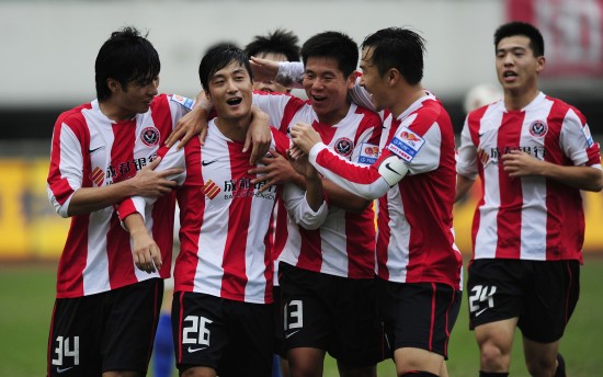 CBA季后赛前瞻：广东男篮力争三连冠,（CBA季后赛展望：广东男篮剑指三连冠）