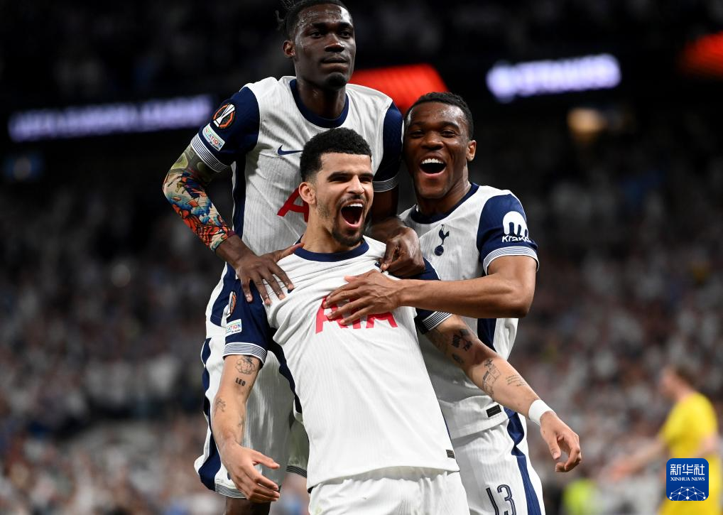 都体：穆阿尼加盟尤文的交易进展积极，DV9的出售是最后变数（都体：尤文签穆阿尼进展顺利，是否出售DV9成最后关键）