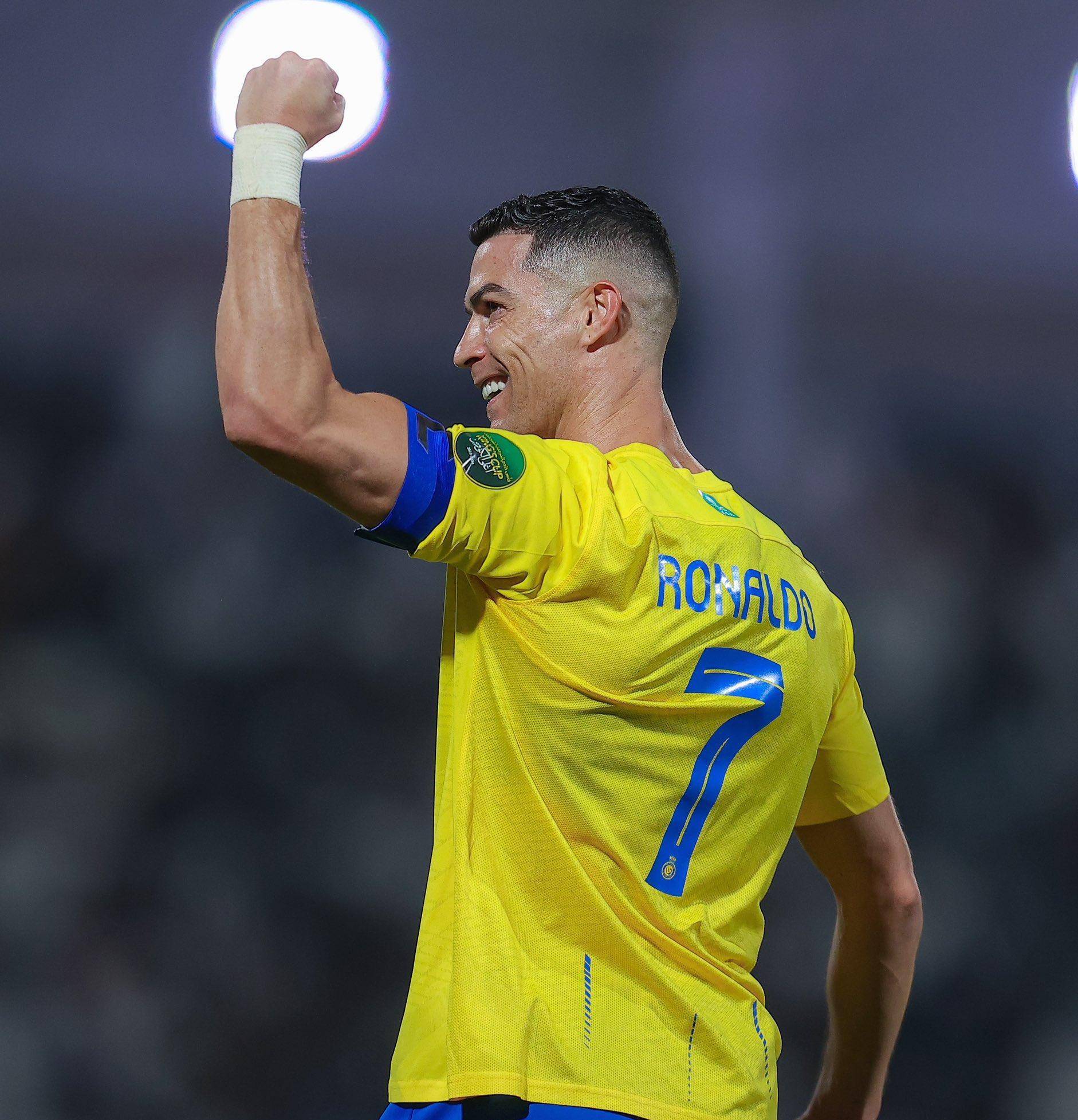 官方：中国国脚王钰栋签约欧洲德语区经纪公司ESM（官宣：国脚王钰栋加盟欧洲德语区经纪公司ESM）