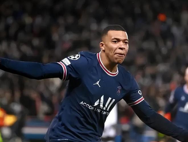 安帅：C罗是我带过职业态度最好的球员之一；米兰的经历非常棒（安切洛蒂：C罗是我执教过职业态度最出色的球员之一；在米兰的时光非常美好）