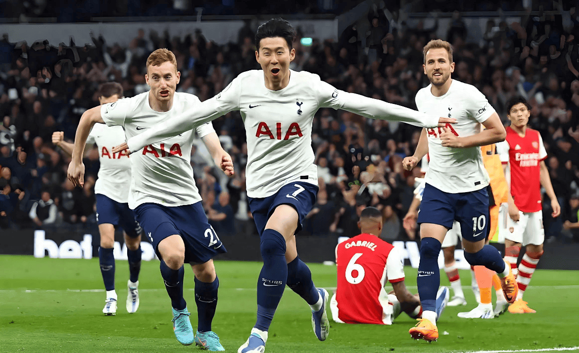 津门虎以1亿投资逆袭联赛前六，培养出三名国脚新星，展现草根逆袭与青训潜力。（津门虎亿元投入冲入前六，三国脚新星崛起，草根逆袭与青训实力凸显）