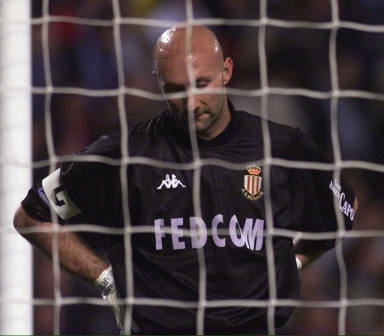 跟队：尤文近期一直在和B席接触，球员不想与曼城续约（队记：尤文近期频繁联系B席，球员无意与曼城续约）