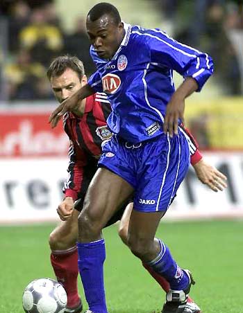 美记：步行者对独行侠中锋加福德很感兴趣（美媒称步行者青睐独行侠中锋加福德）