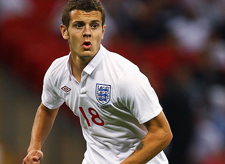 意甲战报：巴特萨吉献双响，劳利恩特追平，米兰2-2萨索洛（意甲：巴特萨吉梅开二度，劳利恩特扳平，米兰2-2萨索洛）