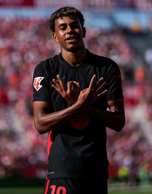 NBA：湖人惨遭大逆转 詹姆斯无力回天